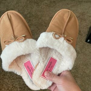 Kate Spade Tan Slippers with Cream Fur